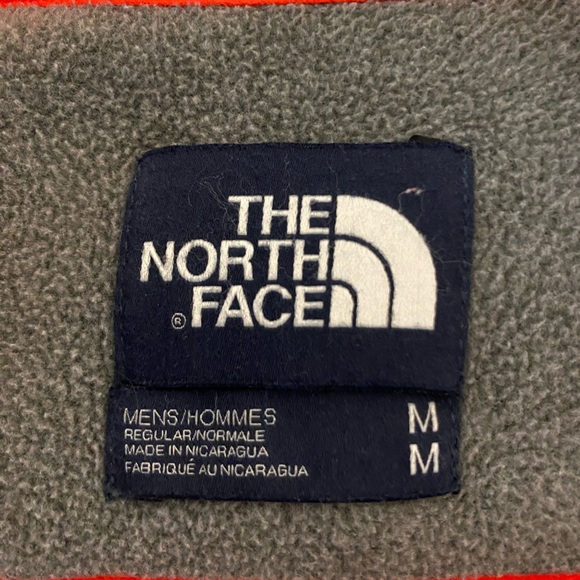 The North Face full-length zip-up fleece jacket - Size M - Picture 4 of 6